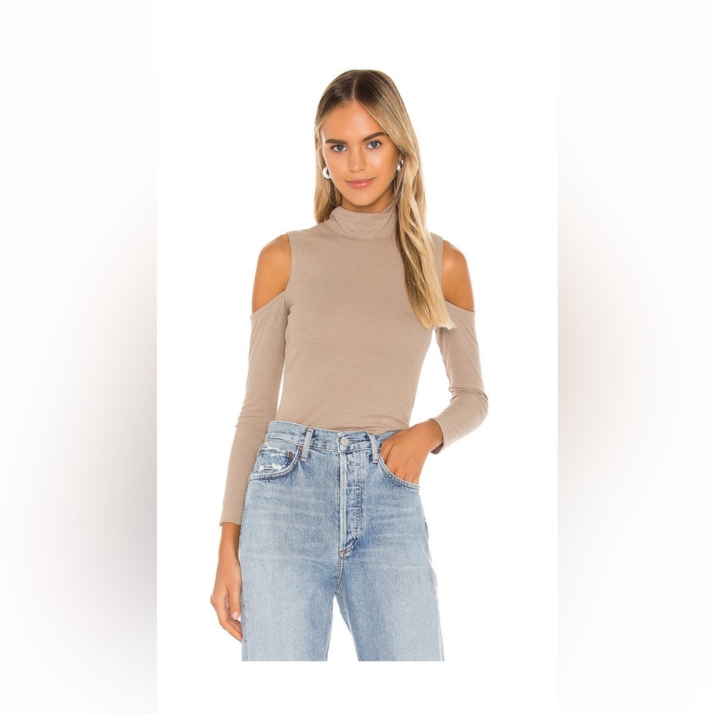 Revolve Rockwell Top size XS